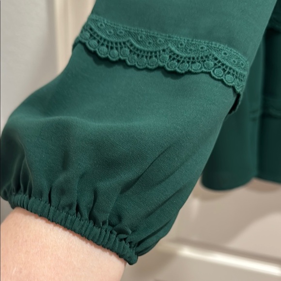 ! Grace Karin Elegant Green Ruffled Long Sleeve Blouse! - Picture 3 of 7